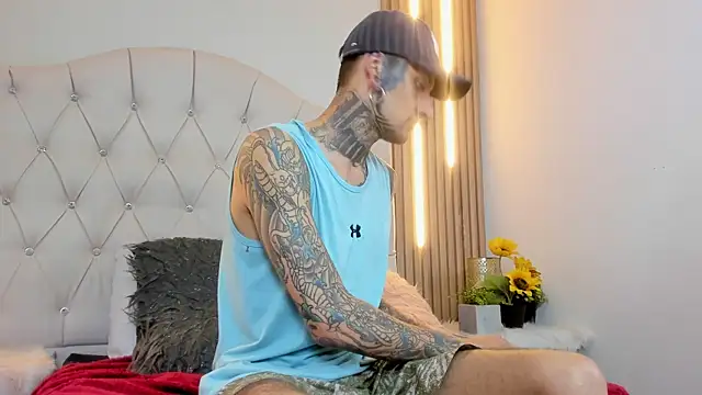 HellBoyInk online show from September 29, 8:13 pm