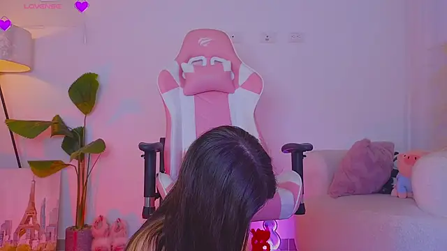 violetssweet online show from October 8, 1:14 am