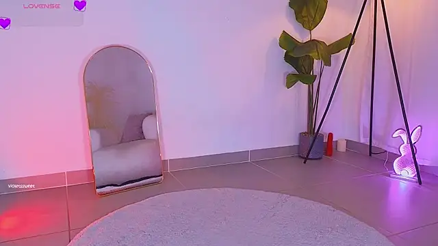 violetssweet online show from January 10, 10:47 pm