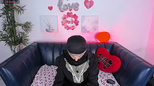 zahra isawii online show from September 21, 7:32 am