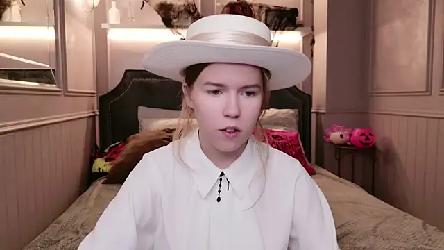 Snapshot of Alida_Brice chatting on November 3, 5:52 am Alida Brice online show from November 3, 5:52 am