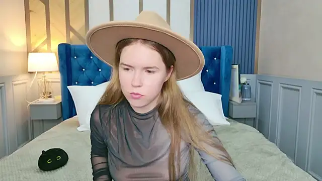 Snapshot of Alida_Brice chatting on November 21, 5:55 pm Alida Brice online show from November 21, 5:55 pm