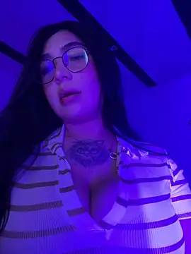 Damian and Jennifer online show from October 11, 3:50 am