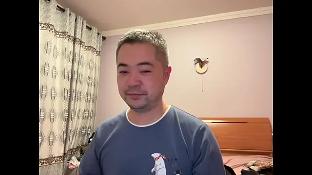 Snapshot of Mr_Dog chatting on October 18, 4:41 pm Mr Dog online show from October 18, 4:41 pm