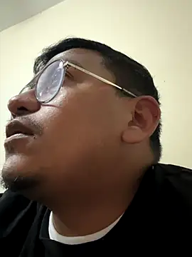 dannybs05 online show from October 16, 5:19 am