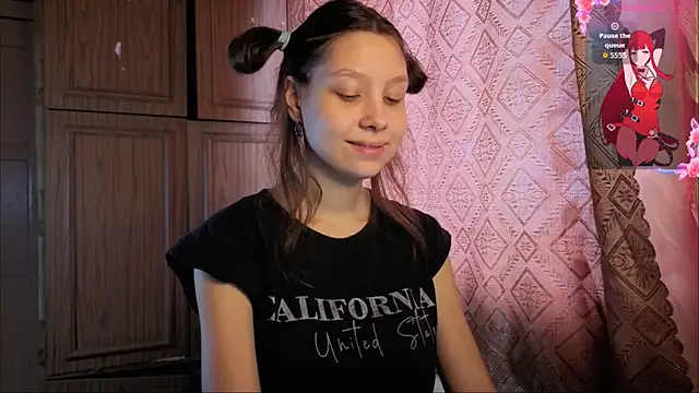 QutieDaSweet online show from December 14, 9:03 am