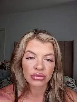 Just peaches not cream online show from September 25, 12:09 pm