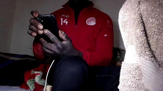 Kwasi-a online show from March 18, 4:43 pm