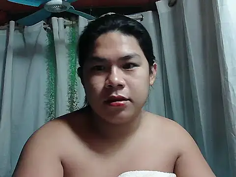 Huntrix2025 online show from January 5, 8:12 pm