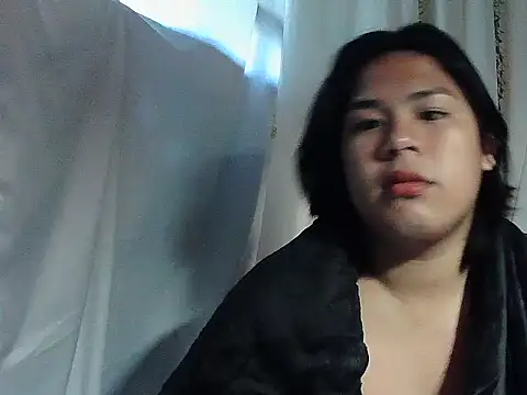 Snapshot of Huntrix2025 chatting on February 3, 10:37 pm Huntrix2025 online show from February 3, 10:37 pm