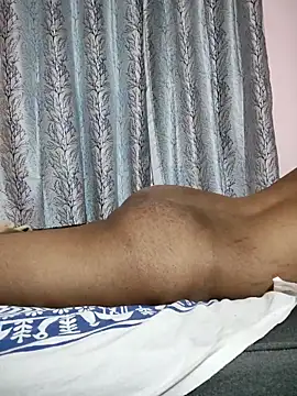 Snapshot of varun69247 chatting on February 26, 6:18 pm varun69247 online show from February 26, 6:18 pm