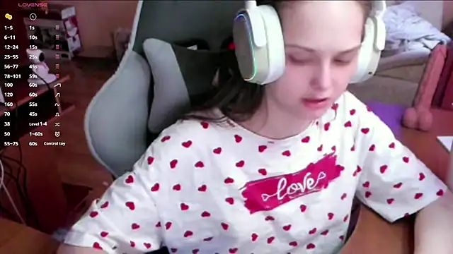 SharybbFace online show from April 5, 3:09 pm