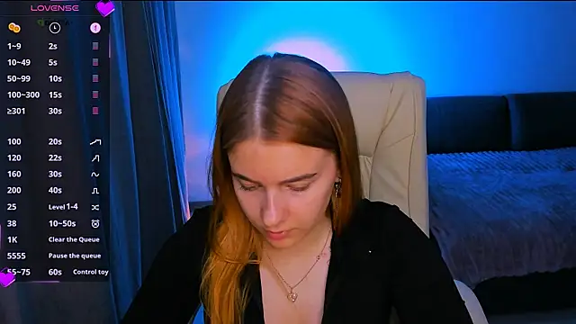 red  dizzy online show from September 17, 7:48 pm