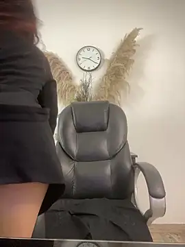 Snapshot of Sabriinaa_Foxx chatting on May 6, 2:22 pm Sabriinaa Foxx online show from May 6, 2:22 pm