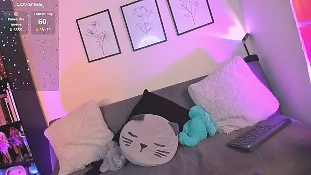 dreamdanna online show from February 24, 2:04 pm