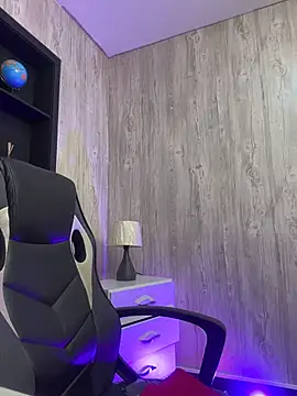 Snapshot of ROUSE_SINCLAIR chatting on February 9, 7:18 pm ROUSE SINCLAIR online show from February 9, 7:18 pm