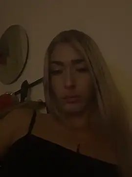 Snapshot of danny_1hotcute chatting on March 11, 7:58 am danny 1hotcute online show from March 11, 7:58 am