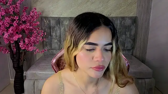 lilith4 s online show from October 25, 8:58 pm