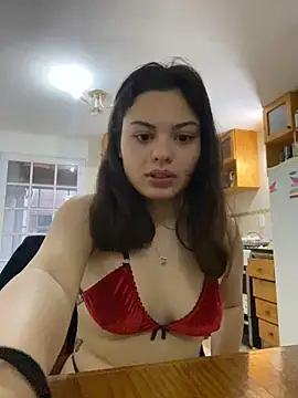 Nayyla18 online show from October 9, 9:46 pm