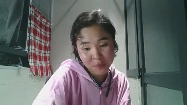 Snapshot of JennyCarpenter chatting on November 9, 11:30 am JennyCarpenter online show from November 9, 11:30 am