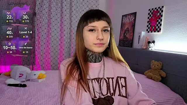 LilithPoison online show from December 3, 6:06 pm