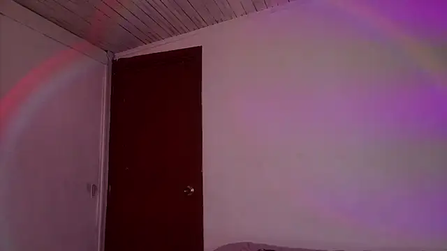 missvaneblake online show from April 19, 6:43 pm