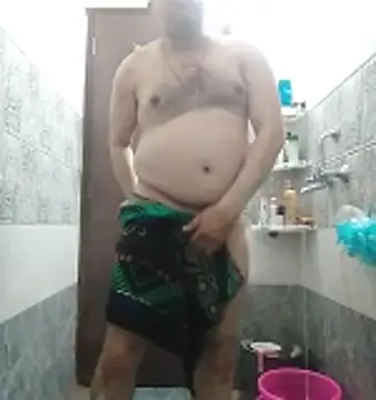 Love40777 online show from April 15, 1:07 pm