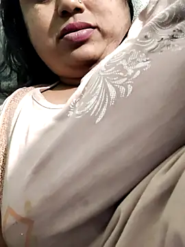 Mmm143 online show from February 8, 2:42 pm