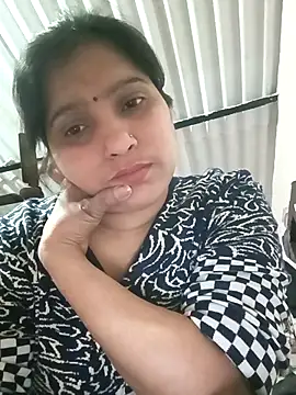 aliya-jaan71 online show from February 9, 4:22 pm