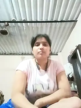 Snapshot of aliya-jaan71 chatting on May 6, 3:06 pm aliya-jaan71 online show from May 6, 3:06 pm