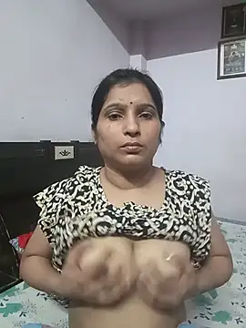 aliya-jaan71 online show from July 30, 1:43 pm