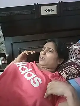 aliya-jaan71 online show from August 9, 1:05 pm