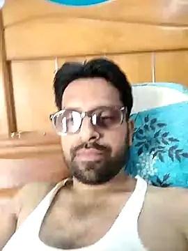Snapshot of mohsin99272 chatting on September 21, 6:15 am mohsin99272 online show from September 21, 6:15 am