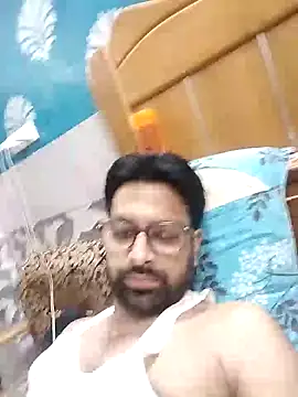 Snapshot of mohsin99272 chatting on September 24, 6:33 pm mohsin99272 online show from September 24, 6:33 pm