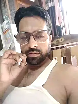 Snapshot of mohsin99272 chatting on September 26, 9:13 am mohsin99272 online show from September 26, 9:13 am