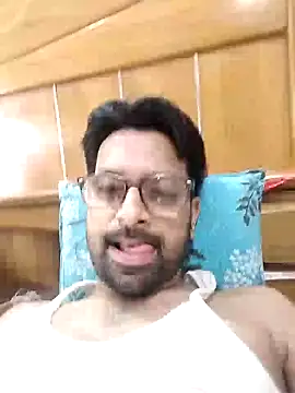Snapshot of mohsin99272 chatting on September 27, 10:42 am mohsin99272 online show from September 27, 10:42 am