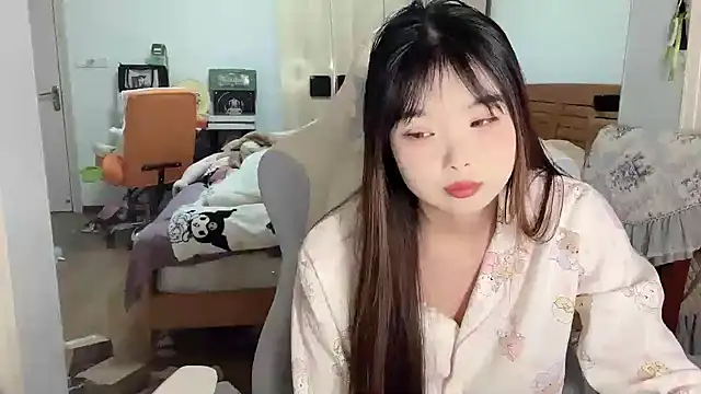 Akong11 online show from January 7, 3:25 pm