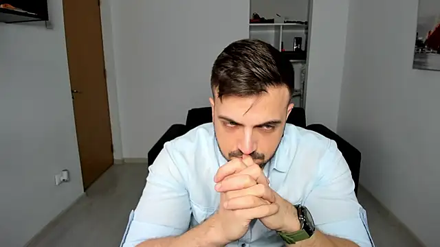 Snapshot of Jace_Thorne chatting on October 17, 5:26 pm Jace Thorne online show from October 17, 5:26 pm