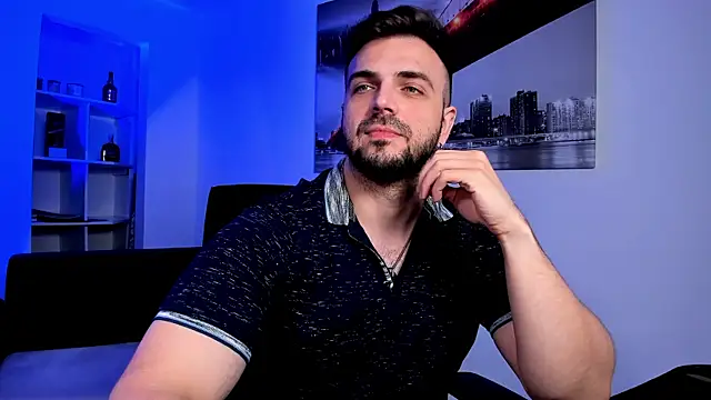 Jace Thorne online show from December 19, 2:18 am