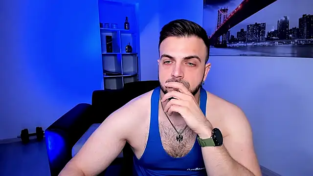 Jace Thorne online show from December 19, 7:32 pm