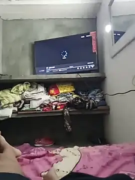 Snapshot of carluis2 chatting on May 23, 2:39 am carluis2 online show from May 23, 2:39 am