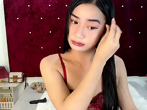 XxMissTransROYALxX online show from October 3, 11:07 am