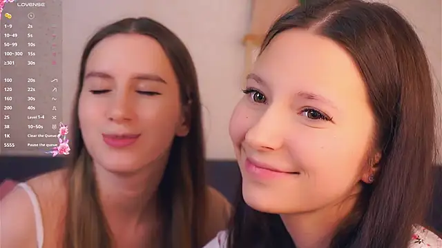 GabrielleLynchard online show from November 18, 8:46 pm