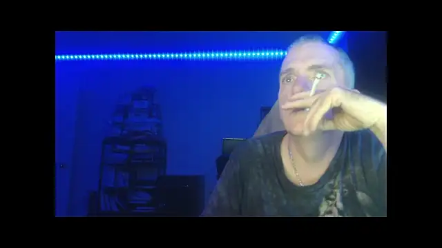 Snapshot of Sex_and_loves chatting on October 23, 4:34 am Sex and loves online show from October 23, 4:34 am