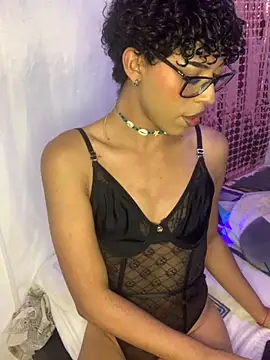 Sweet Tyra Doll online show from October 4, 8:23 am