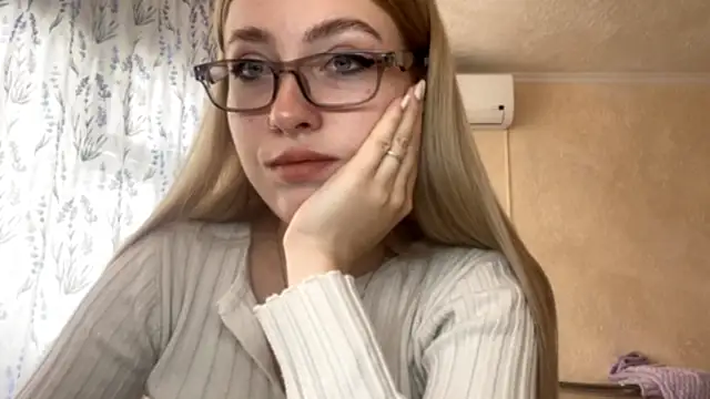 LanaNoir online show from September 17, 8:38 am
