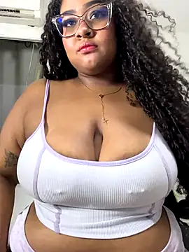 Dakota  Luxx00 online show from September 28, 4:18 am