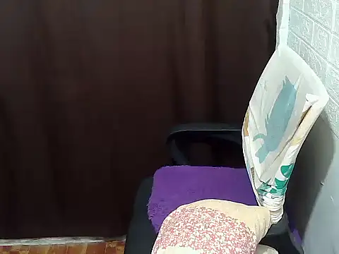 Snapshot of SexyCathy03 chatting on November 5, 5:07 am SexyCathy03 online show from November 5, 5:07 am