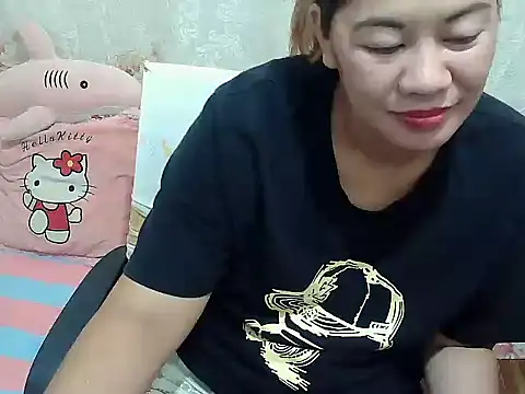 Snapshot of SexyCathy03 chatting on November 14, 1:15 am SexyCathy03 online show from November 14, 1:15 am