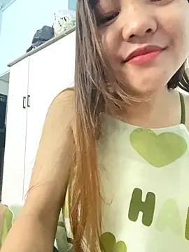 Trang-cute18 online show from September 15, 3:56 pm